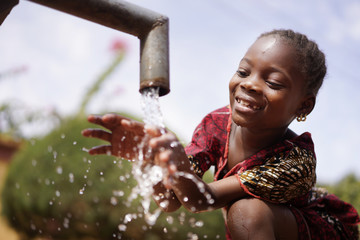 Water is Life for African Children, Little Gorgeous Black Girl Drinking from Tap - obrazy, fototapety, plakaty