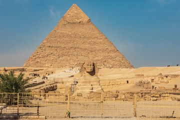 Great Sphinx of Giza in front of the Pyramid of Khafre