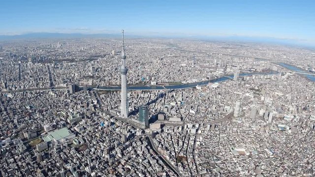 東京都市風景とスカイツリーと隅田川の空撮