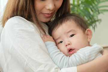 赤ちゃんとお母さん