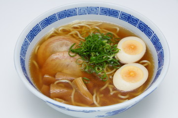 中華そば　醤油ラーメン
