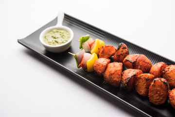Tandoori aloo tikka or grilled barbecue potatoes