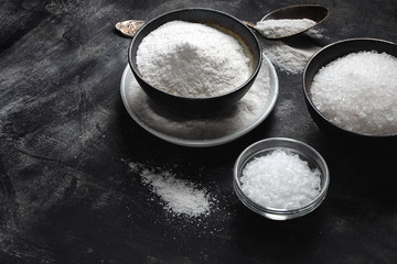 Regular Table Salt and Sea Salt