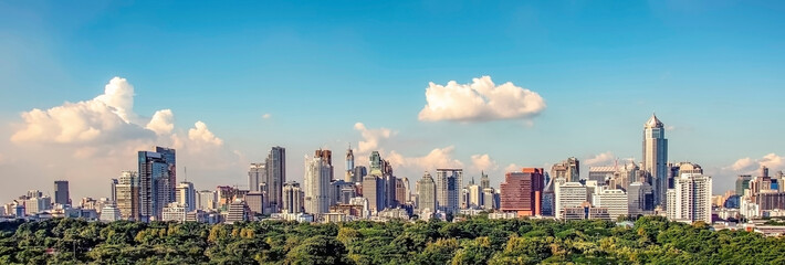 Obraz premium Panorama Bangkoku w ciągu dnia widziana z góry