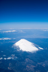 見おろす富士山