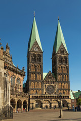 Fototapeta na wymiar Bremen Cathedral or St. Peter’s Cathedral on the main market square in Bremen, Germany