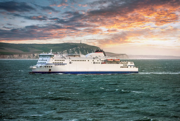 beautiful landscape with a ferry crossing the English Channel - obrazy, fototapety, plakaty