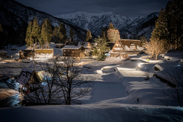 冬の五箇山　相倉集落　ライトアップ