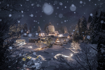 冬の五箇山　相倉集落　ライトアップ