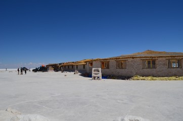 ボリビア、ウユニ塩湖と塩の家