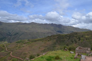 南米、ペルーの山風景