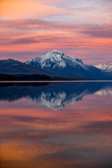 Fototapeta na wymiar Sunset at Lake McDonals