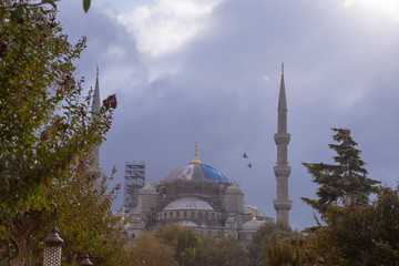 View of the Blue Mosque Sultanahmet Camii in Istanbul, Turkey