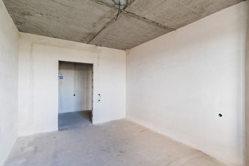 Russia, Omsk- August 05, 2019: interior room apartment. rough repair for self-finishing. interior decoration, bare walls of the room, stage of construction