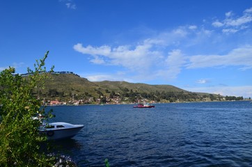 Fototapeta na wymiar チチカカ湖 風景
