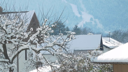 Ammergebirge im Werdenfelser Land an einem schönen Wintertag bei Schnee und Sonne