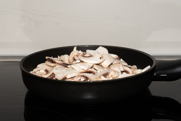 Gesund kochen im Topf - Champignons