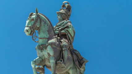 Fototapeta na wymiar Statue of of King Jose I on Commerce Square in Lisbon timelapse hyperlapse, Portugal