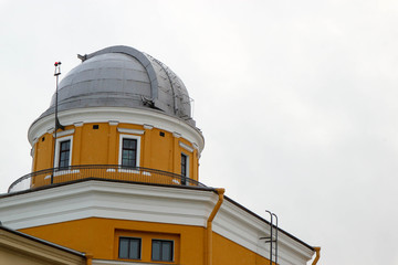 Fototapeta na wymiar Main tower with telescope of Pulkovo astronomical observatory, Saint Petersburg, Russia