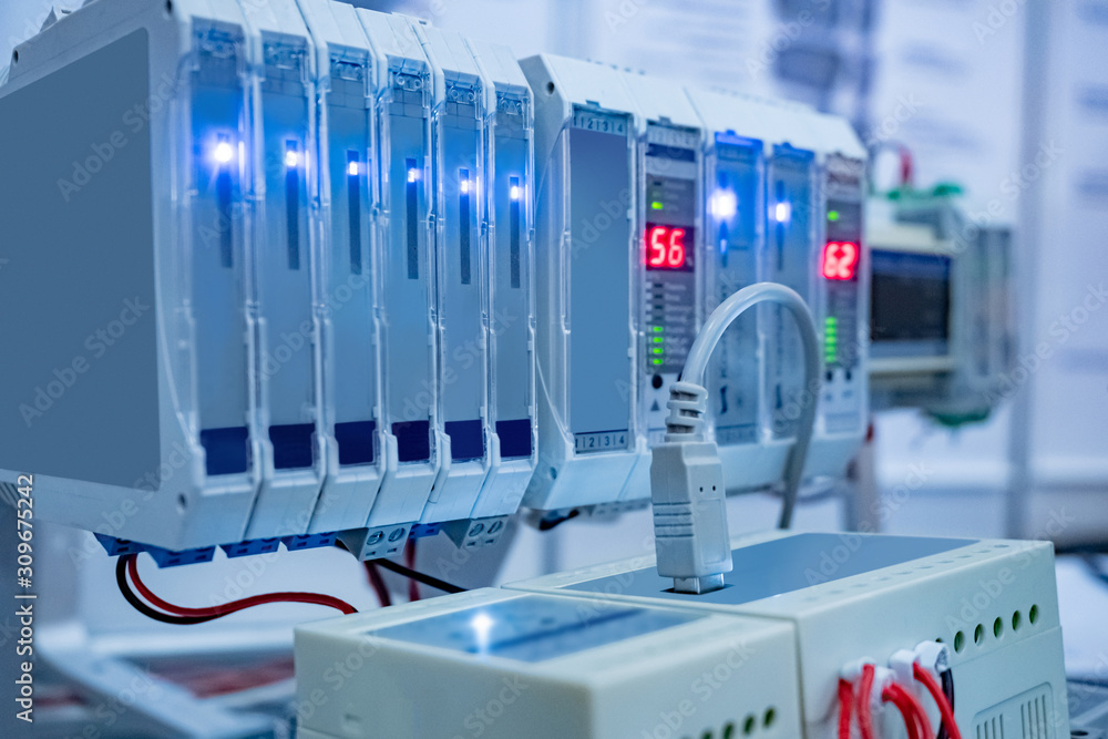 Aufkleber network hardware. device shows the load on the server. digitalization of production. electrical equi