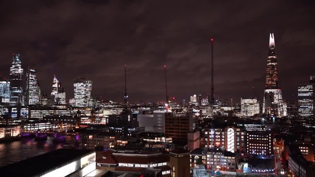 Panoramic shot of London city by night