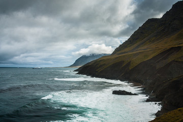 Fototapeta na wymiar Coastline