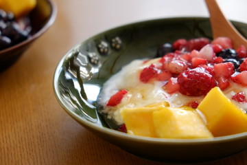 朝食