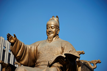 Fototapeta premium Sejong the great statue in South Korea 
