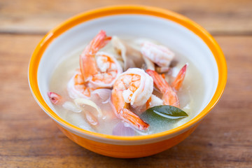 Tom Yum Goong - famous Thai food recipe