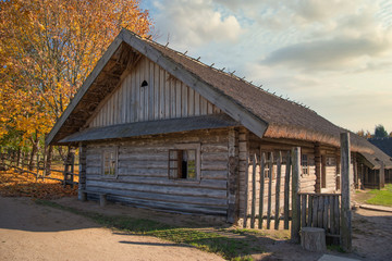 Fototapeta na wymiar Russian old village in autumn.