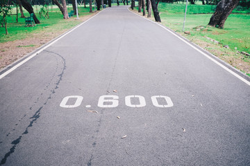 The number on the road, distance 0.60 m, is a number indicating the location.