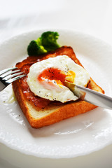 ベーコンエッグ