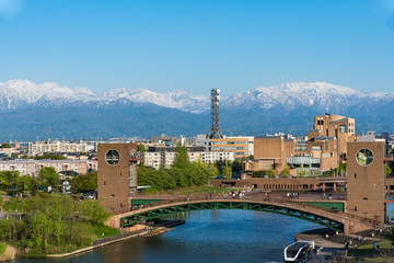 富山環水公園天門橋 © matsuba