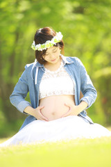 若い妊婦