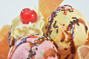 Bola de Helado con ciruela