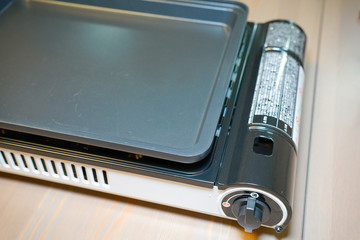 カセットコンロと鉄板