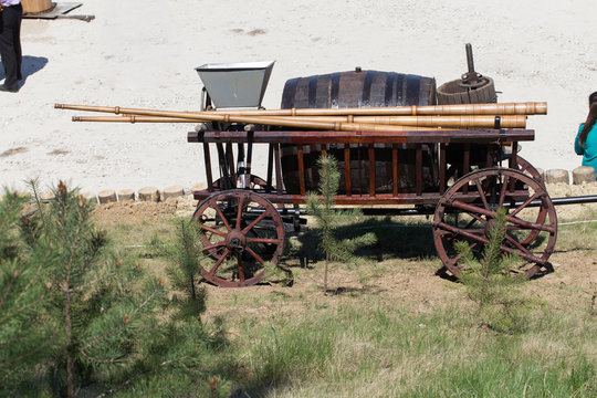 Cart with a barrel.