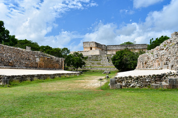 Auf dem UNESCO Gelände Uxmal 