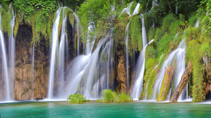 The most spectacular waterfalls from Plitvice - Croatia