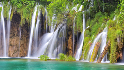 The most spectacular waterfalls from Plitvice - Croatia