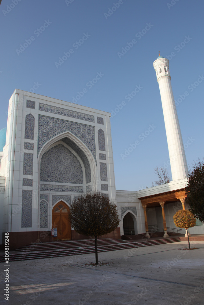 Wall mural Minor mosque in Tashkent, Uzbekistan