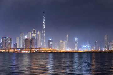 Obraz na płótnie Canvas Dubai Skyline