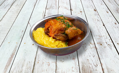 Roast mountain coconuts. Roasted chicken.