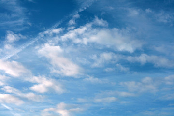  blue sky and white clouds