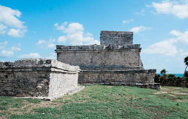 Fototapeta na wymiar Tulum ruins, Mayan Riviera Quintana Roo, image