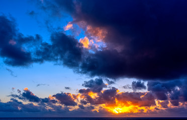 Fototapeta na wymiar Sunrise over Atlantic Ocean - Los Cocoteros, Lanzarote, Canary Islands, Spain