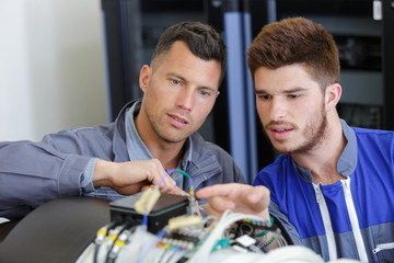 apprentice learning to fix an issue