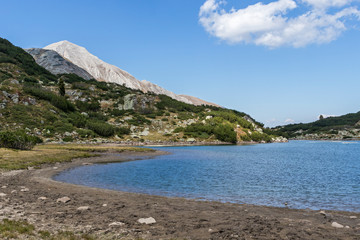Fototapeta premium Fish Banderitsa lake at Pirin Mountain, Bulgaria