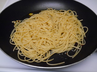 spaghetti in a pan