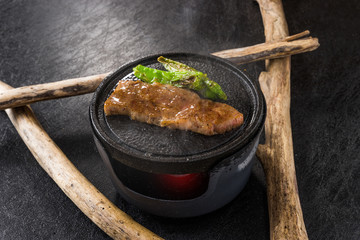 ブランド和牛で焼肉　Japanese style luxury grilled beef